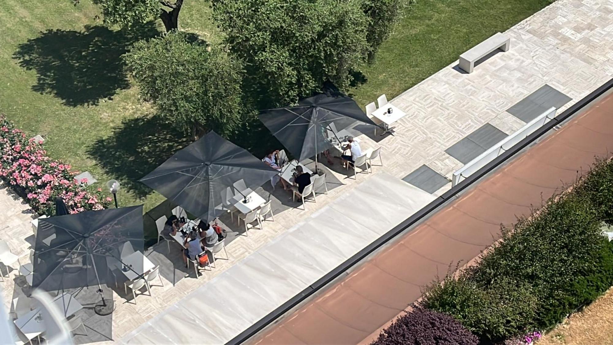 Signora Ruth - Aprilia Residence Aprilia Marittima Exterior photo